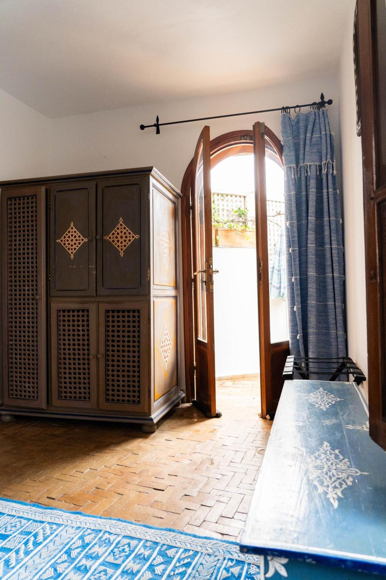 Riad Oasis D'Асила Екстериор снимка