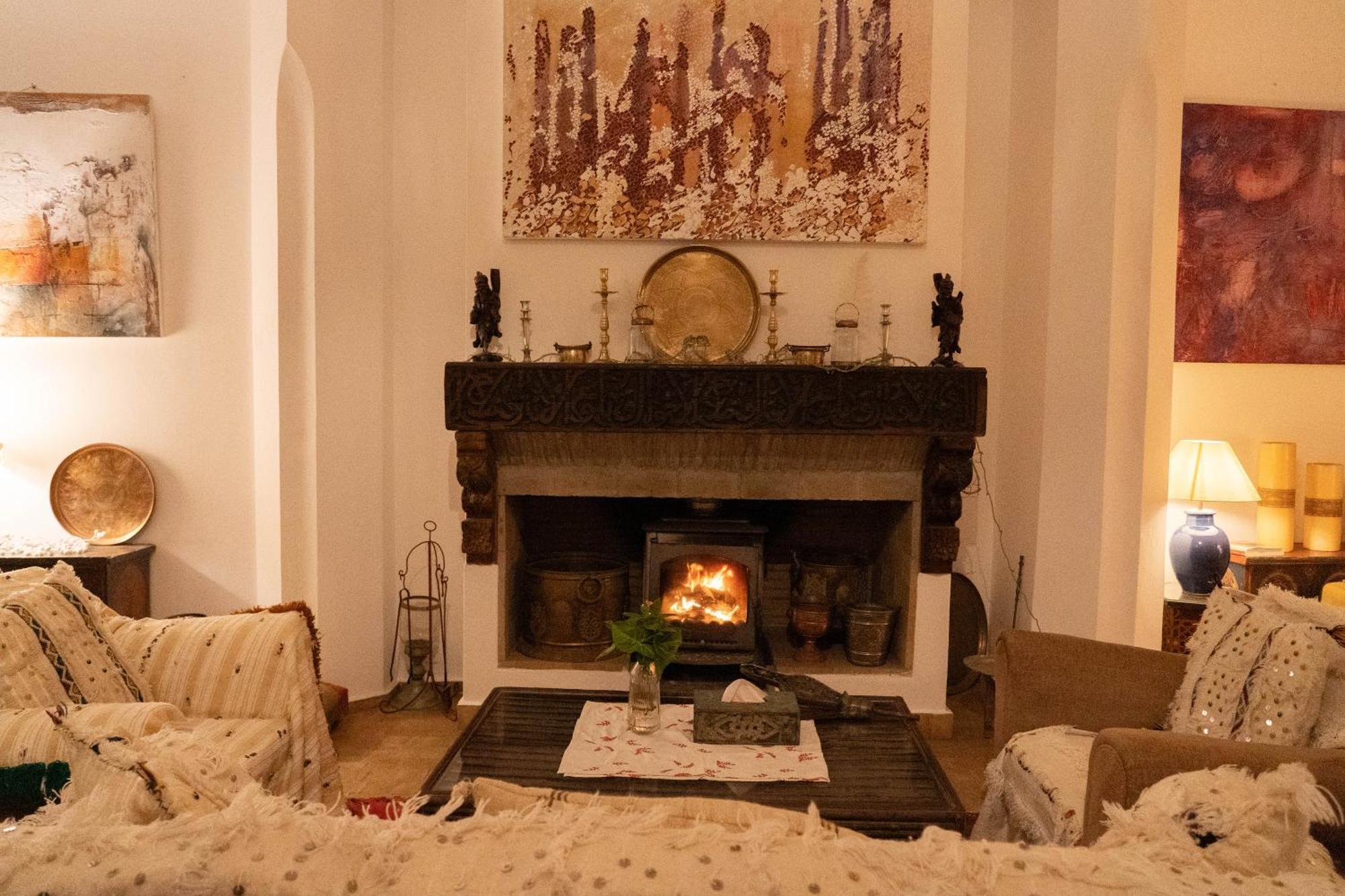 Riad Oasis D'Асила Екстериор снимка