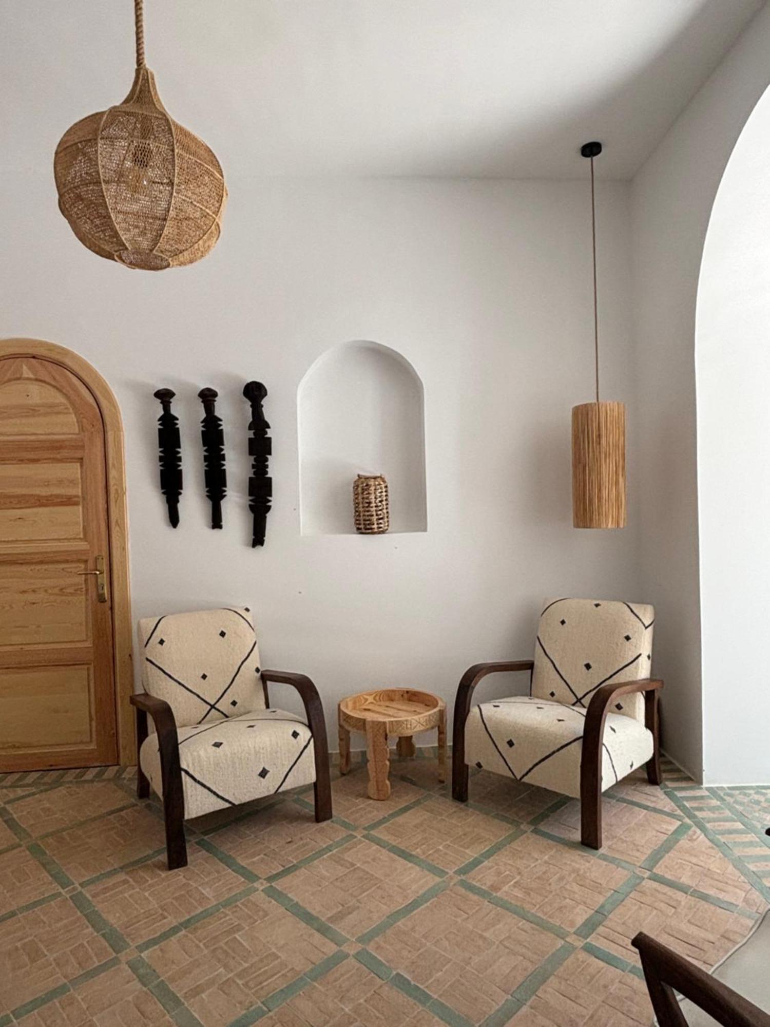Riad Oasis D'Асила Екстериор снимка