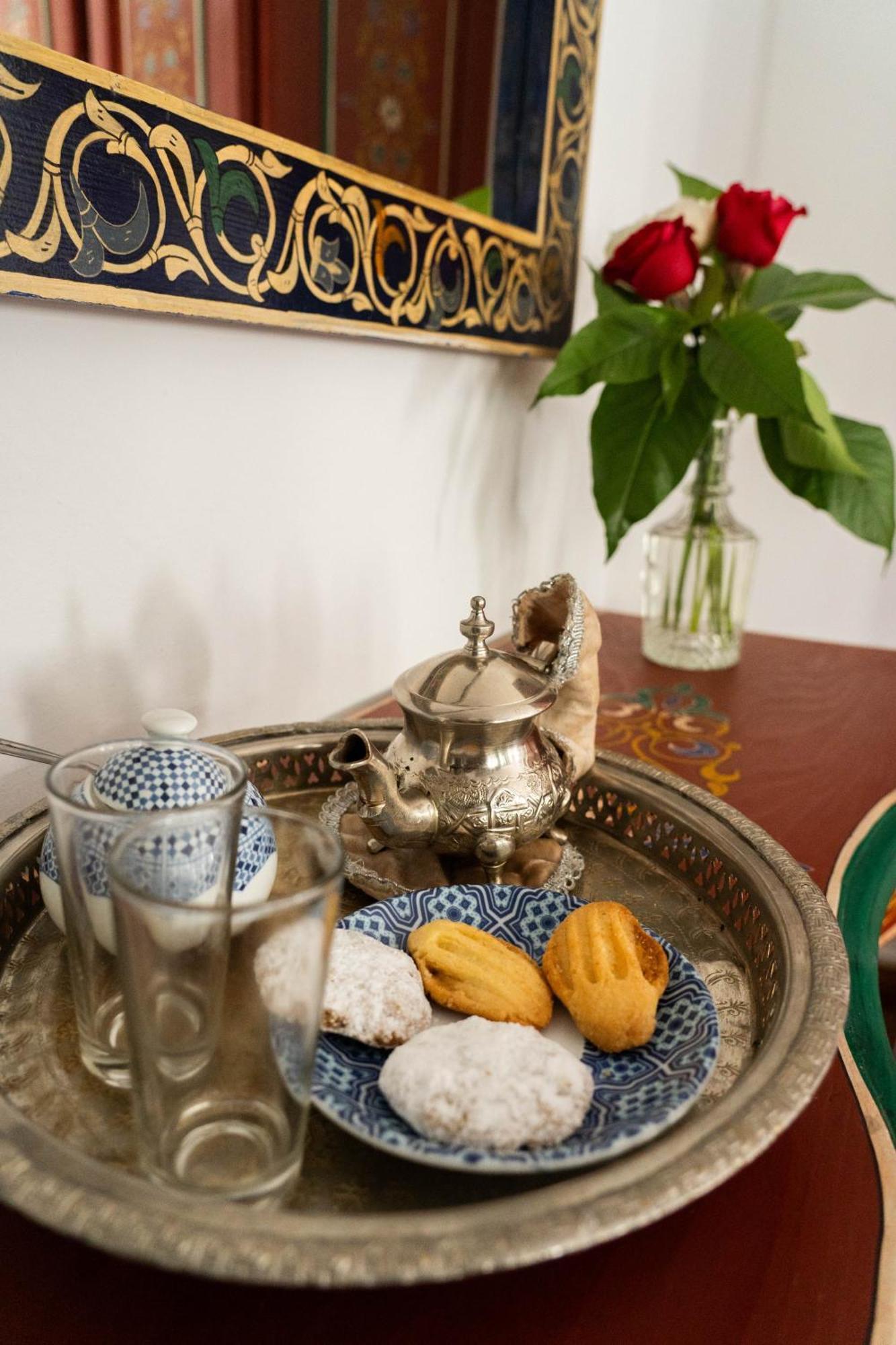 Riad Oasis D'Асила Екстериор снимка